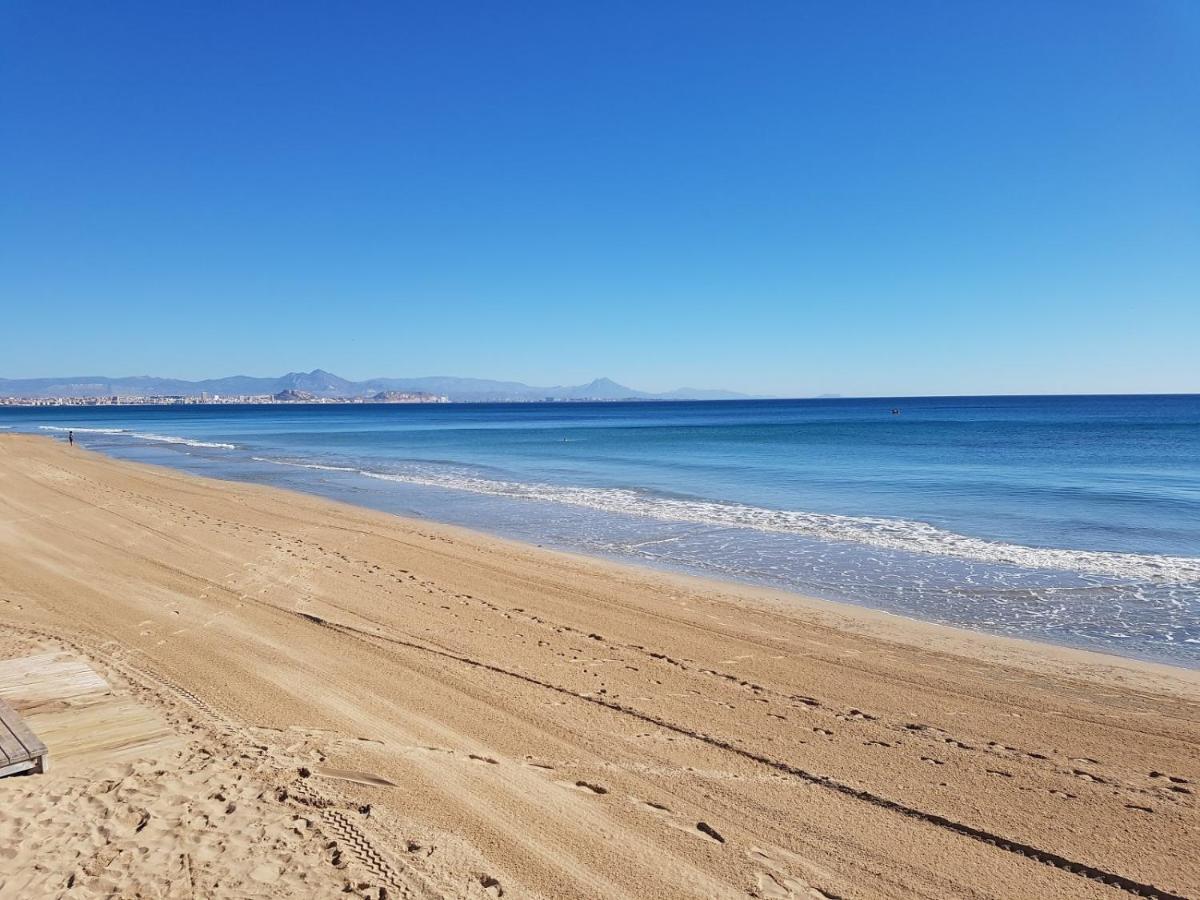 Stunning Sea Views At Just 270 M From The Beach Arenales del Sol Εξωτερικό φωτογραφία